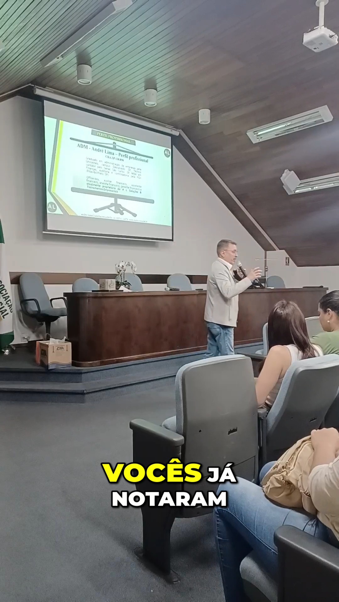 O Paradoxo do Banco!